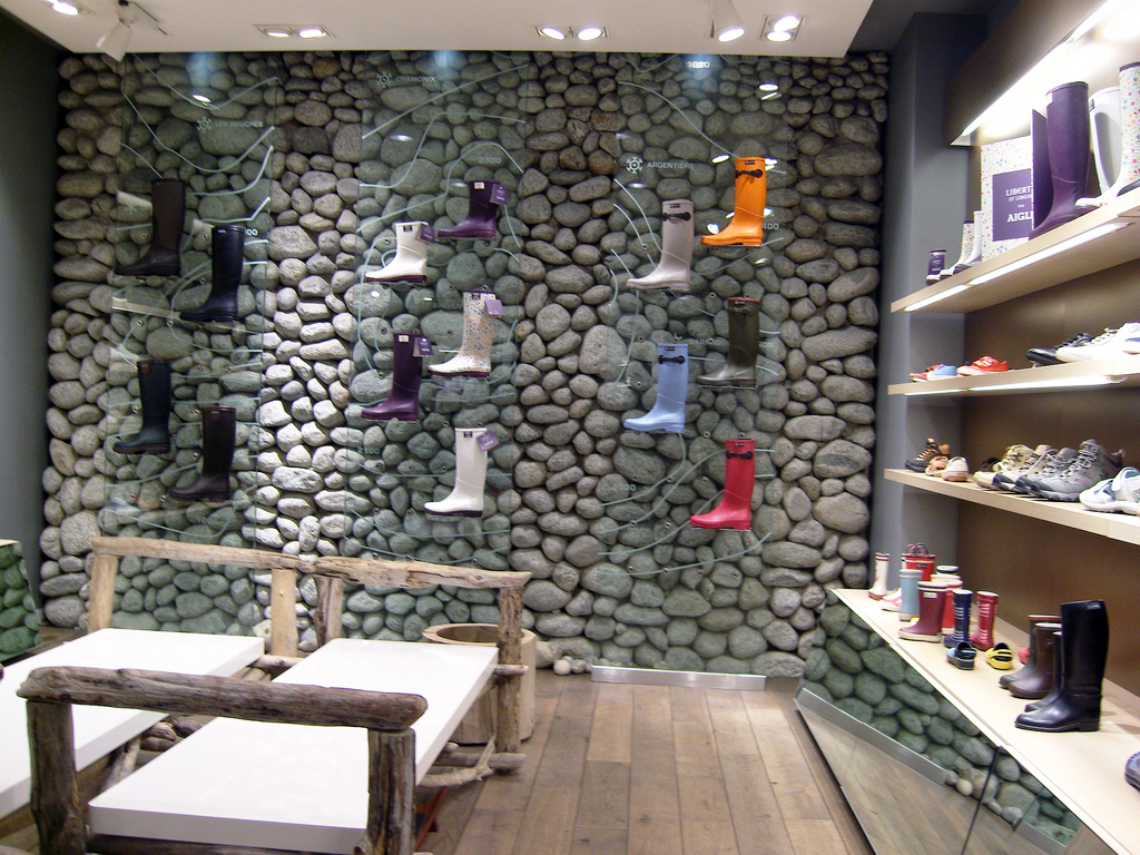 Wall at Aigle in Paris. Photo by alphacityguides.