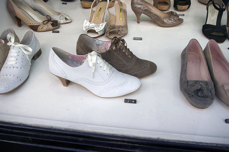 Display at Escalona in Paris. Photo by alphacityguides.