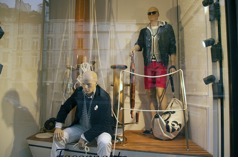 Fashion at Façonnable in Paris. Photo by alphacityguides.