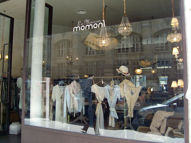 Store front at La Maison Momoni in Paris. Photo by alphacityguides.
