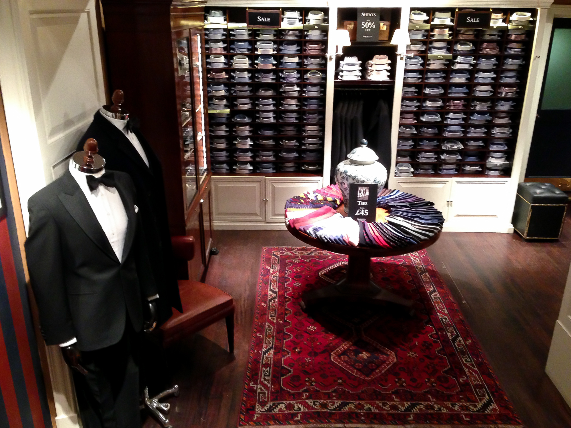 Formal menswear at Hackett in London. Photo by alphacityguides.