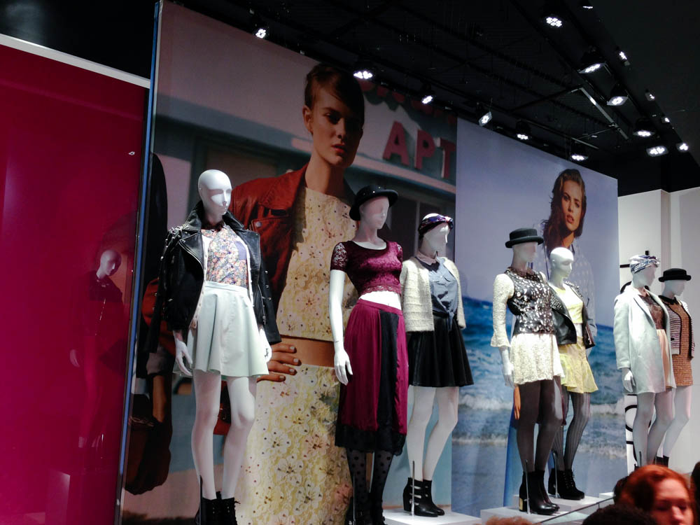 Street fashion display at Topshop in London. Photo by alphacityguides.