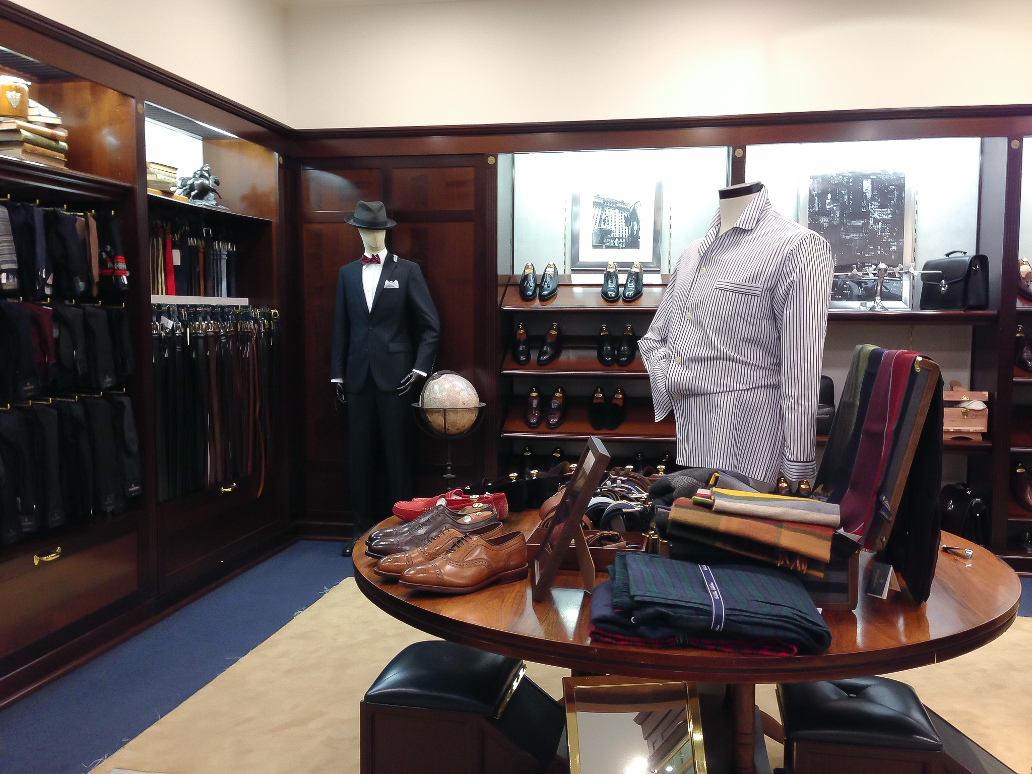 Classic menswear at Brooks Brothers in London. Photo by alphacityguides.