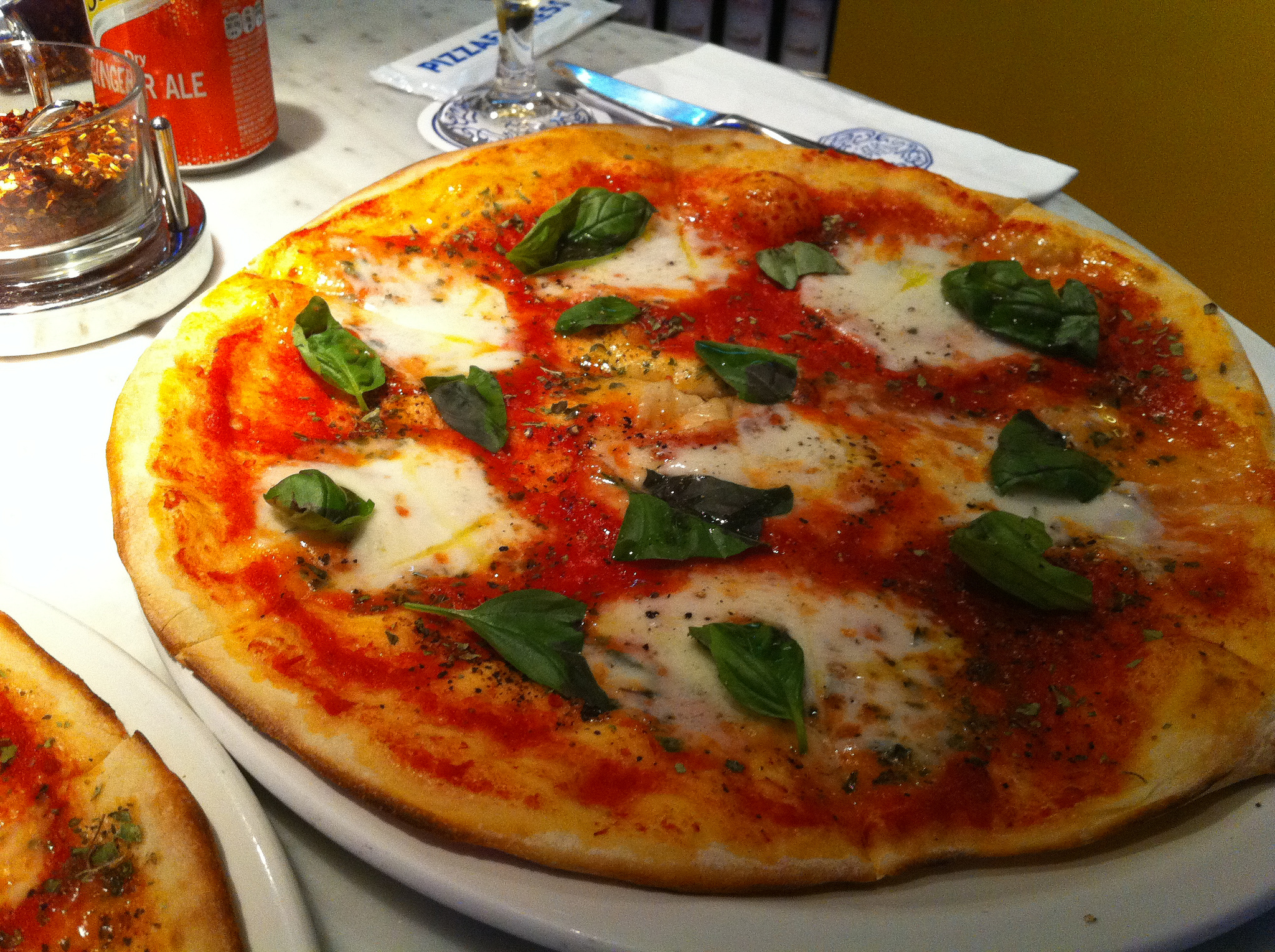 Margherita at PizzaExpress in Hong Kong. Photo by alphacityguides.