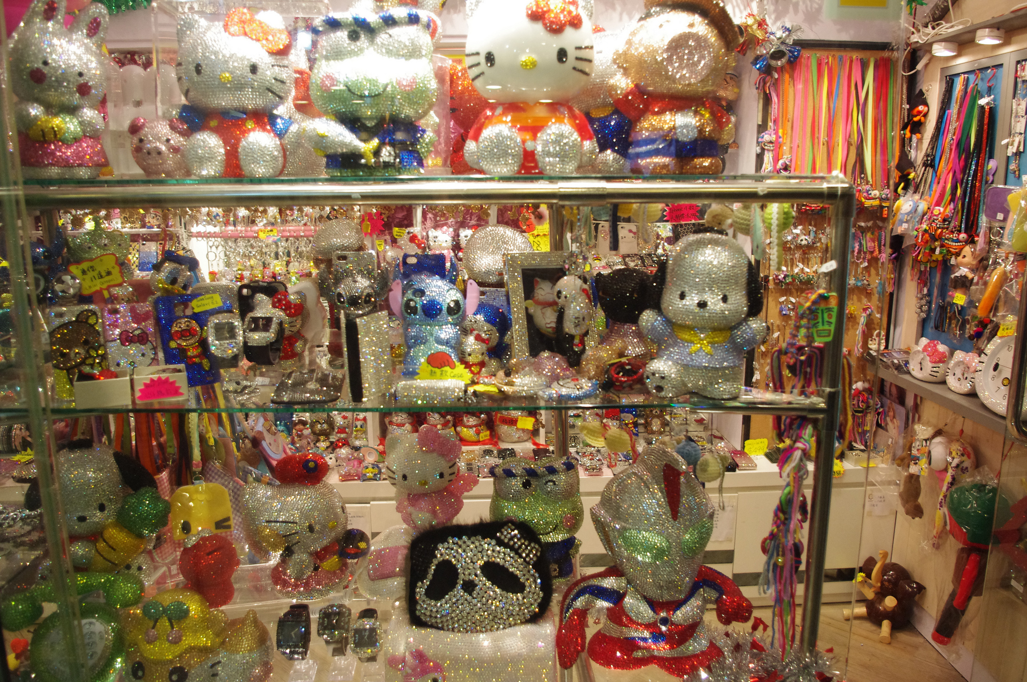 Character toys at the Trendy Zone in Hong Kong. Photo by alphacityguides.