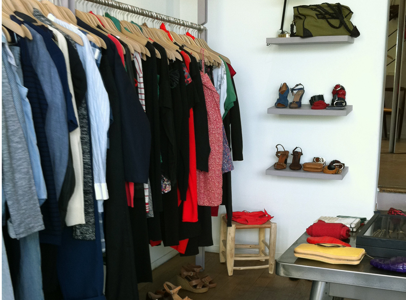 Display at French Trotters in Paris. Photo by alphacityguides.