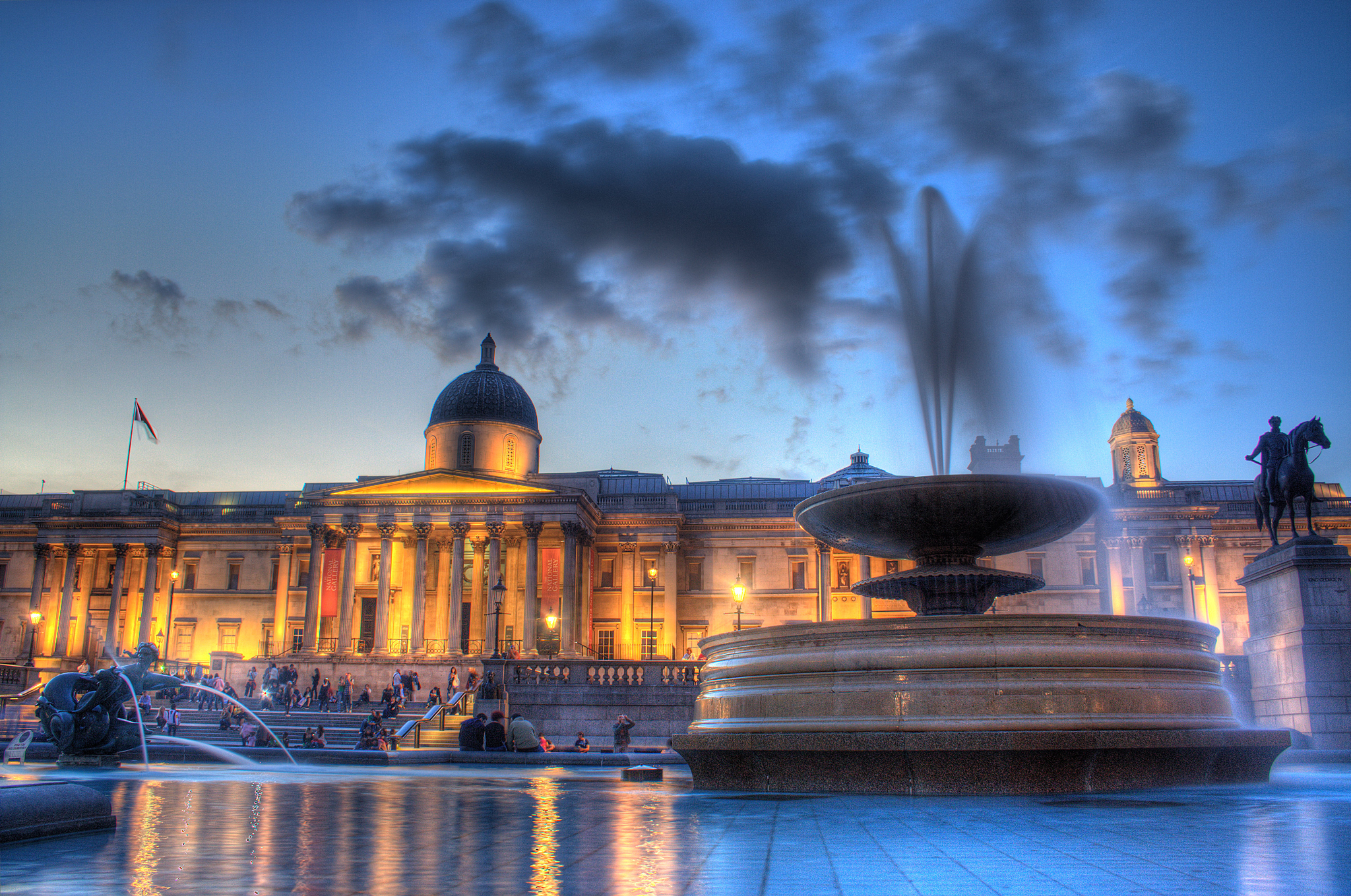 The National Gallery in London Photo by <a href="https://www.flickr.com/photos/mauricedb/2742966709/"> Maurice </a>