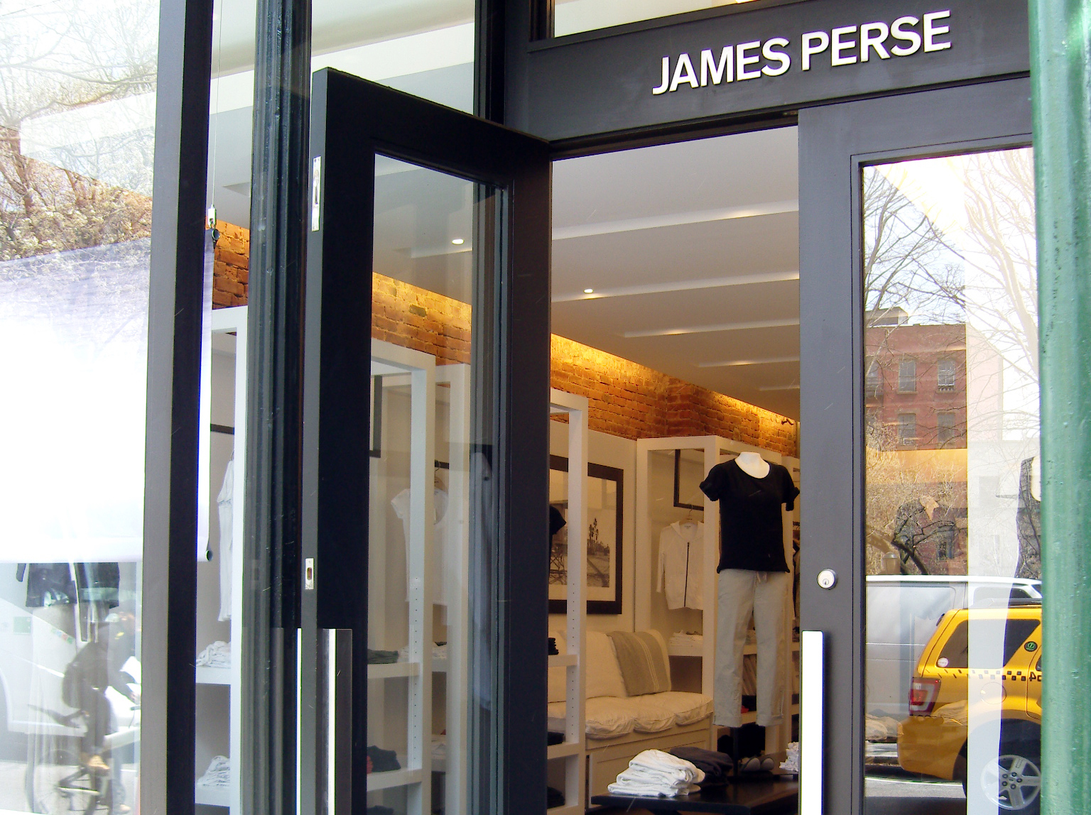 Store front at James Perse in New York. Photo by alphacityguides.