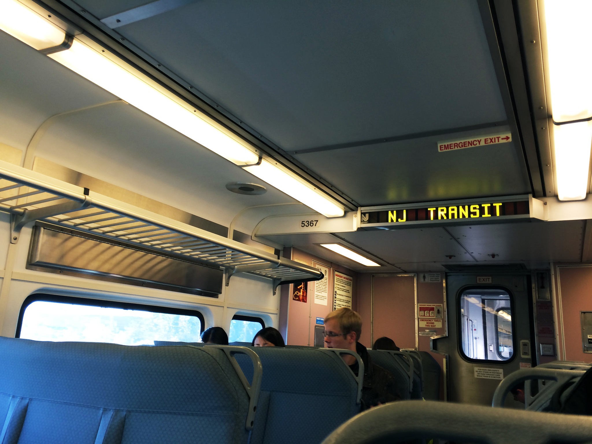 Newark Liberty International Airport to New York | alphacityguides