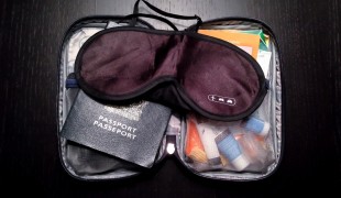 Flight kit to avoid jet lag. Photo by alphacityguides.