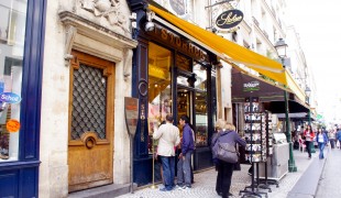 Store front at Stohrer. Photo by alphacityguides.