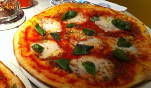 Margherita at PizzaExpress in Hong Kong. Photo by alphacityguides.