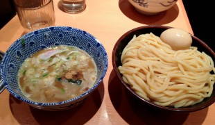 Broth and noodles at Rokurinsha in Tokyo. Photo by alphacityguides.