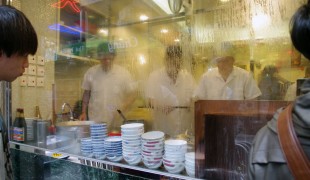 Chefs at Mak's Noodles in Hong Kong. Photo by alphacityguides.