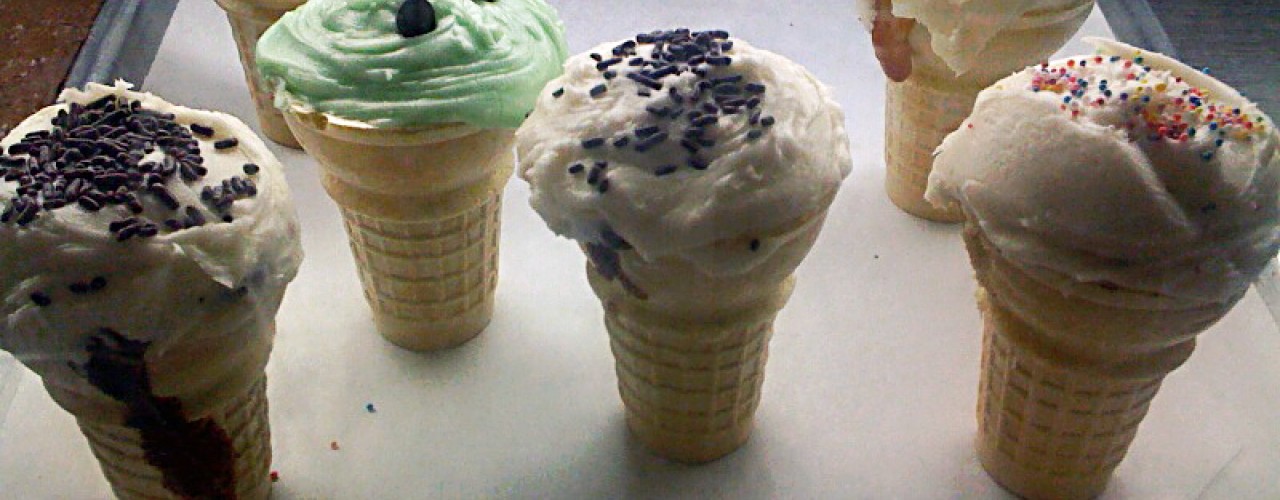Ice cream cone cupcakes at Treats Truck in New York. Photo by <a href="http://www.flickr.com/photos/rkbcupcakes/3111599524/">Rachel from Cupcakes Take the Cake </a>