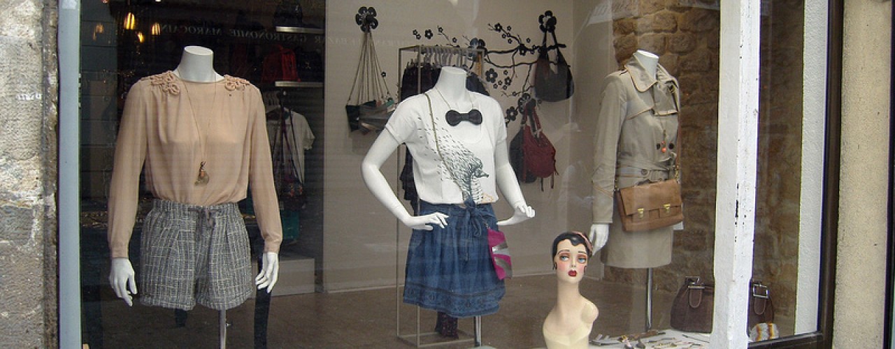 Fashion window at Le Corner in Paris. Photo by alphacityguides.