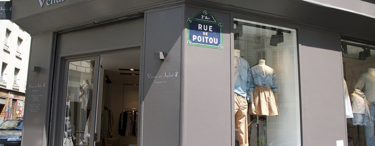 Store front at Venus et Judes in Paris. Photo by alphacityguides.