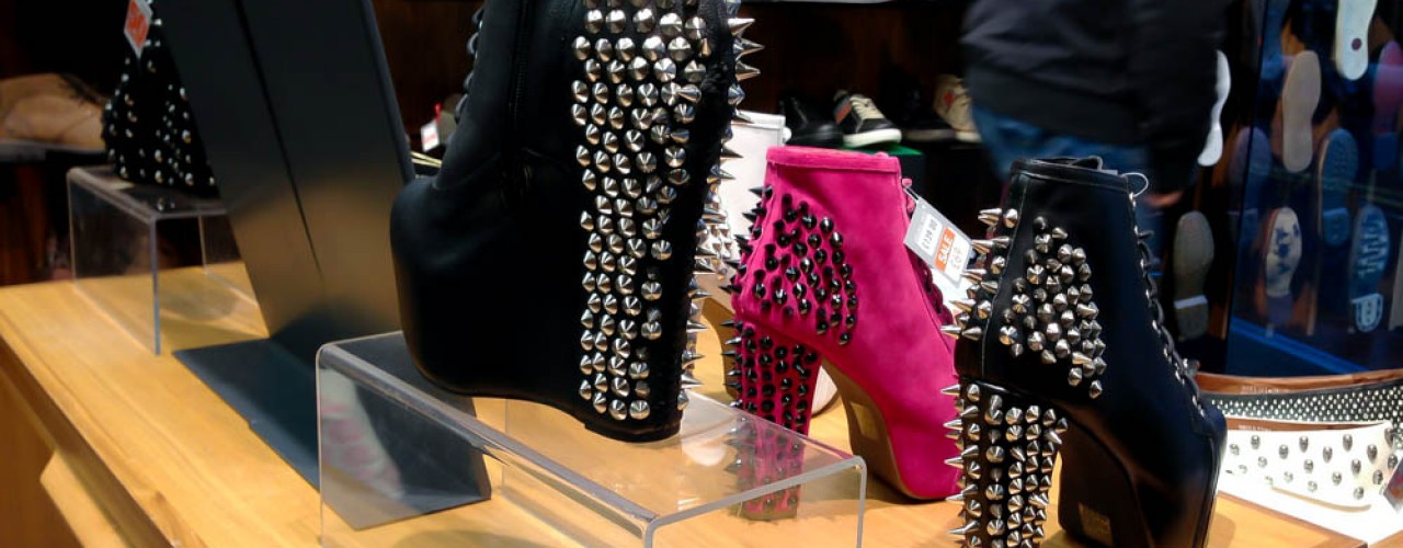 Jeffrey Campbell Lita Spike Boots in Black and Pink at Sole in London. Photo by alphacityguides.