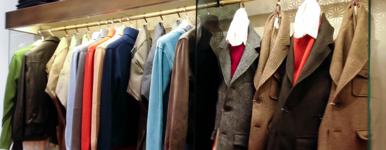 Fashion display at Officina Slowear in London. Photo by alphacityguides.
