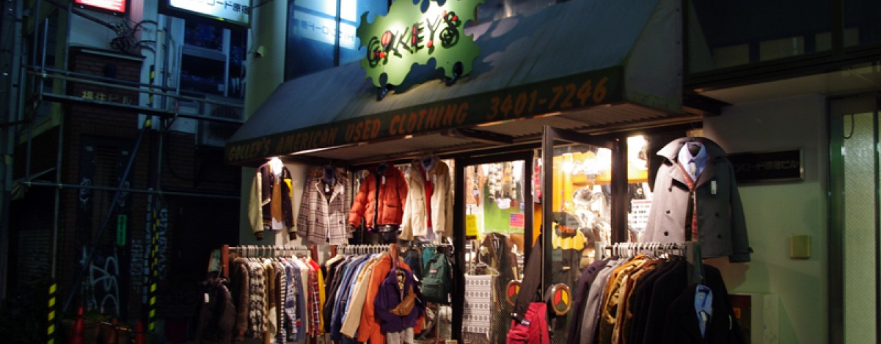 Store front display at Golley's American Used Clothing in Tokyo. Photo by alphacityguides.