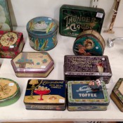 Vintage tins at Chole Alberry in London. Photo by alphacityguides. 