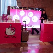 Hello Kitty at Seibu in Hong Kong. Photo by alphacityguides.