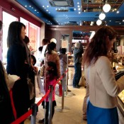 Line up at French Bakery Viron in Tokyo. Photo by alphacityguides.