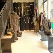 Display at Arty Dandy in Paris. Photo by alphacityguides.  