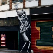 Artists Phlegm's black and white figures in London. Photo by alphacityguides.