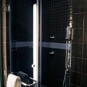 Shower at the Hoxton Hotel in London. Photo by alphacityguides.