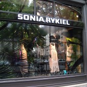 Store front at Sonya Rykiel in Paris. Photo by alphacityguides.