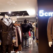Men's and women's fashion at 5cm at Seibu in Hong Kong. Photo by alphacityguides.