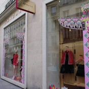 Store front at Manoush in Paris. Photo by alphacityguides.