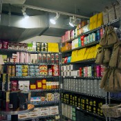 Packaged foods Dean & Deluca in New York. Photo by alphacityguides.