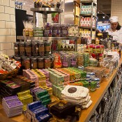 Confections at Dean & Deluca in New York. Photo by alphacityguides.