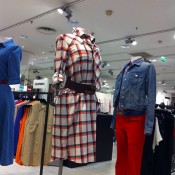 Fashion display inside Printemps in Paris. Photo by alphacityguides.